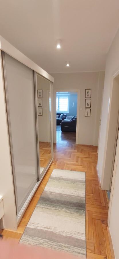Lux Apartman Ava Kikinda Exterior photo